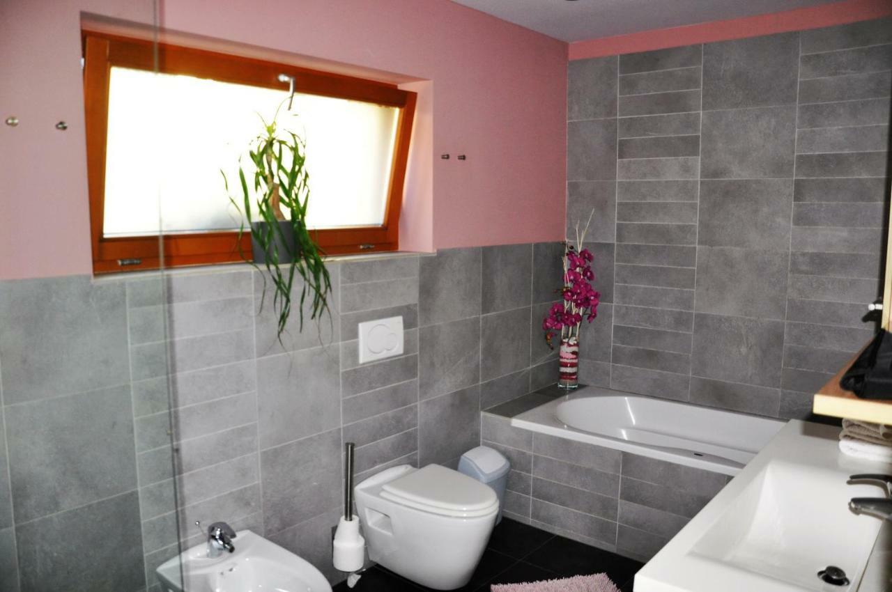 Apartma Rosa Spodnji Otok 외부 사진